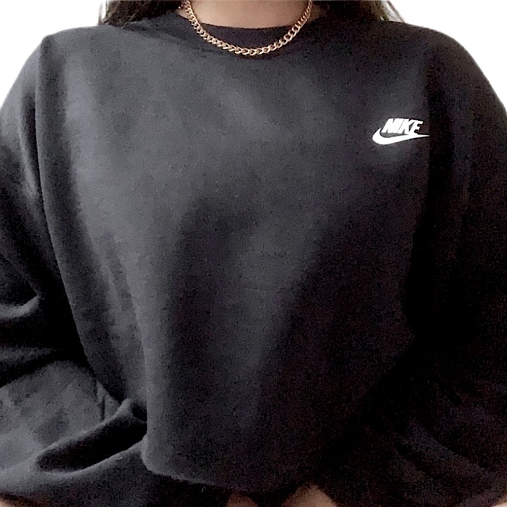 sporty black custom crop crewneck ♡ dark academia | cozy | unisex crewneck